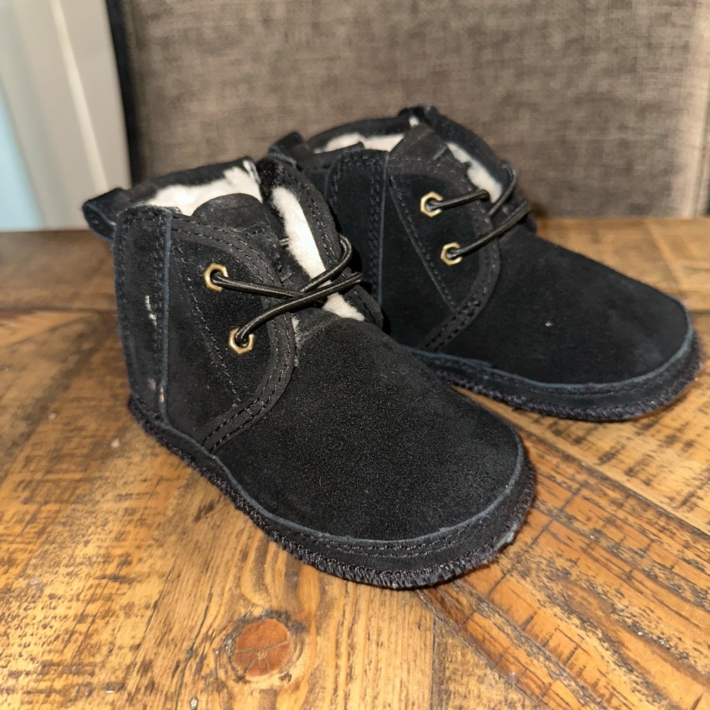UGG Neumel Chukka Toddler Boots